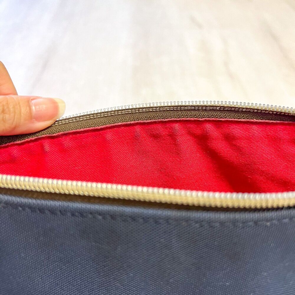 Dooney and Bourke Nylon Cross Body Bag Navy Blue with Red Lining - Picture 11 of 16